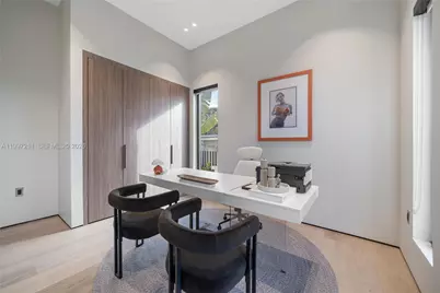 1045 W 47th Ct, Miami Beach, FL 33140 - Photo 30