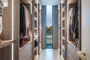 1045 W 47th Ct, Miami Beach, FL 33140 - Photo 18