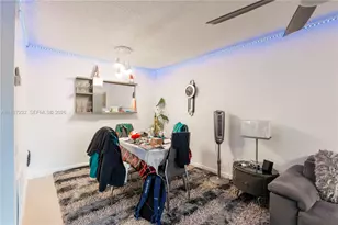 6724 SW 114th Pl, Miami, FL 33173 - Photo 8