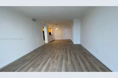 5600 Collins Ave #16N, Miami Beach, FL 33140 - Photo 26