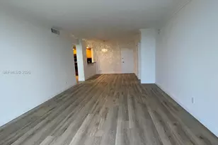 5600 Collins Ave, Miami Beach, FL 33140 - Photo 26