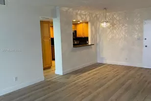 5600 Collins Ave, Miami Beach, FL 33140 - Photo 30