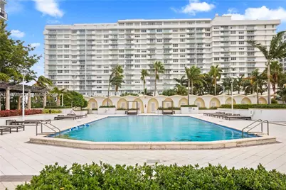 5600 Collins Ave #16N, Miami Beach, FL 33140 - Photo 36