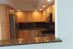 5600 Collins Ave, Miami Beach, FL 33140 - Photo 16