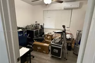 502 NE 163rd St, Miami, FL 33162 - Photo 6