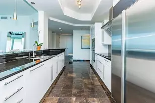 100 S Pointe Dr, Miami Beach, FL 33139 - Photo 8