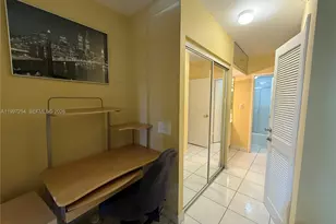 100 Lincoln Rd, Miami Beach, FL 33139 - Photo 12