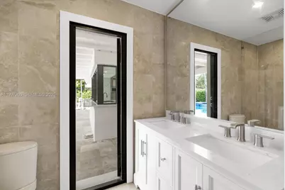 7864 SW 179th Ter, Palmetto Bay, FL 33157 - Photo 16