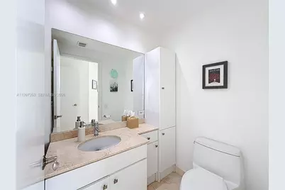 808 Brickell Key Dr #2002, Miami, FL 33131 - Photo 12