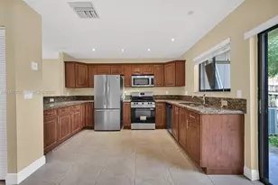 4930 S University Dr, Davie, FL 33328 - Photo 30