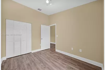 4930 S University Dr #4930, Davie, FL 33328 - Photo 10
