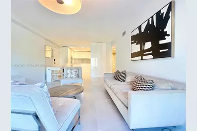 7832 Collins Ave #304, Miami Beach, FL 33141 - Photo 2