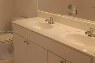 36 NW 6th Ave, Miami, FL 33128 - Photo 4