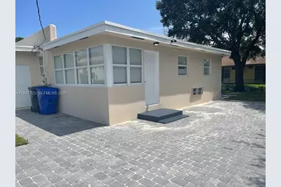 5800 Taylor St #2, Hollywood, FL 33021 - Photo 2
