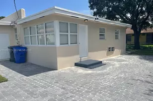5800 Taylor St, Hollywood, FL 33021 - Photo 2