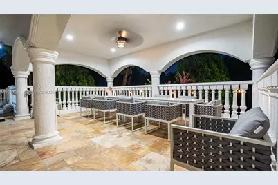 13751 Pine Meadow Ct, Davie, FL 33325 - Photo 16