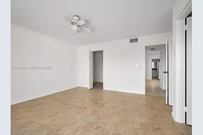 7620 Carlyle Ave #606, Miami Beach, FL 33141 - Photo 6