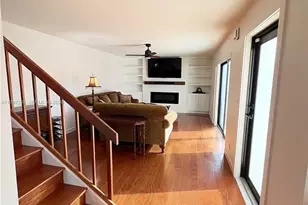 3943 August Dr, Lake Worth, FL 33461 - Photo 8
