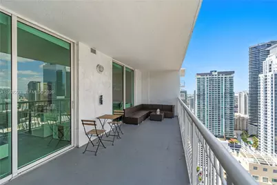 1200 Brickell Bay Dr #PH 4218, Miami, FL 33131 - Photo 8