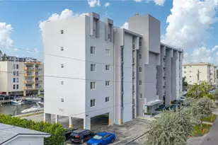 3626 NE 168th St, North Miami Beach, FL 33160 - Photo 8