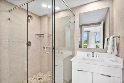 791 Crandon Blvd #405, Key Biscayne, FL 33149 - Photo 22