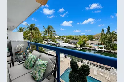 2370 NE 135th St #405, North Miami, FL 33181 - Photo 32