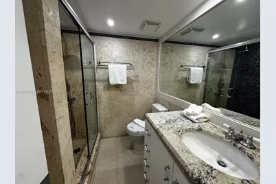 5225 Collins Ave #614, Miami Beach, FL 33140 - Photo 4
