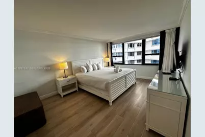 5225 Collins Ave #614, Miami Beach, FL 33140 - Photo 8