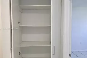 965 NW 10th St, Florida City, FL 33034 - Photo 6