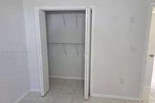 965 NW 10th St, Florida City, FL 33034 - Photo 10