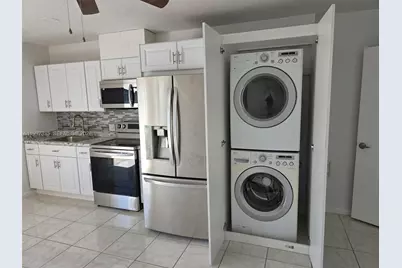 965 NW 10th St #1, Florida City, FL 33034 - Photo 4