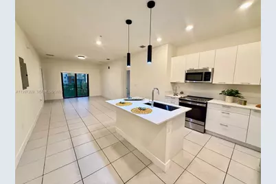 8001 NW 41st St #F-305, Doral, FL 33166 - Photo 6