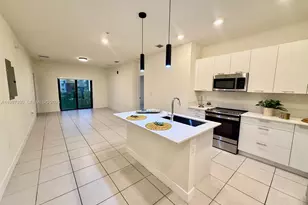 8001 NW 41st St, Doral, FL 33166 - Photo 6