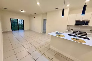 8001 NW 41st St, Doral, FL 33166 - Photo 4