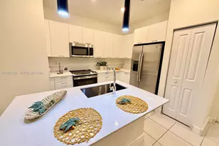 8001 NW 41st St, Doral, FL 33166 - Photo 2