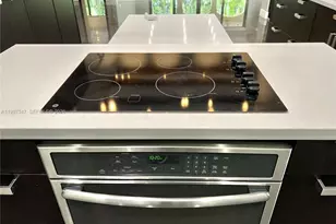 9331 NW 48th Doral Terrace, Doral, FL 33178 - Photo 6