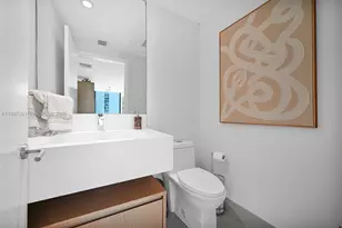 460 NE 28th St, Miami, FL 33137 - Photo 12
