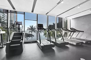 460 NE 28th St, Miami, FL 33137 - Photo 10