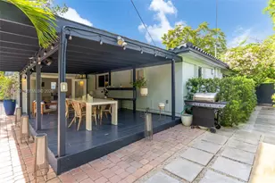 470 NW 88th Terrace, El Portal, FL 33150 - Photo 20