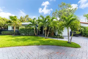 470 NW 88th Terrace, El Portal, FL 33150 - Photo 2