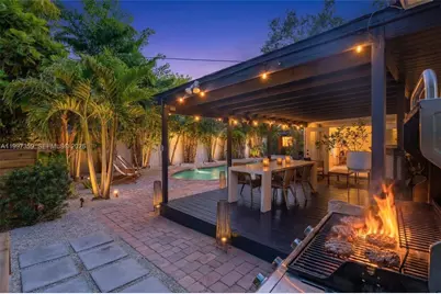 470 NW 88th Ter, El Portal, FL 33150 - Photo 18