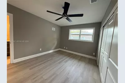 410 SW 56th Ave, Plantation, FL 33317 - Photo 10