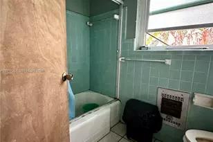 9100 N Miami Ave, Miami Shores, FL 33150 - Photo 18