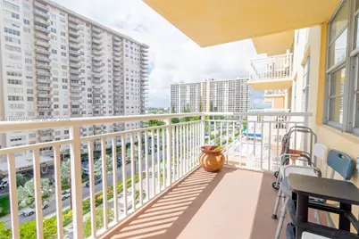 251 174th St #808, Sunny Isles Beach, FL 33160 - Photo 1