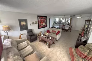 251 174th St, Sunny Isles Beach, FL 33160 - Photo 22