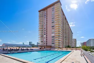 251 174th St, Sunny Isles Beach, FL 33160 - Photo 44