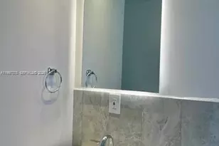 221 SW 9th Ave, Miami, FL 33130 - Photo 14