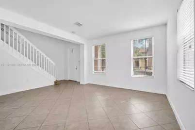 1148 SW 147th Ave, Pembroke Pines, FL 33027 - Photo 10