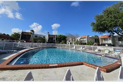 8701 SW 141st St #B8, Palmetto Bay, FL 33176 - Photo 2