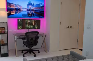 851 NE 1st Ave, Miami, FL 33132 - Photo 20